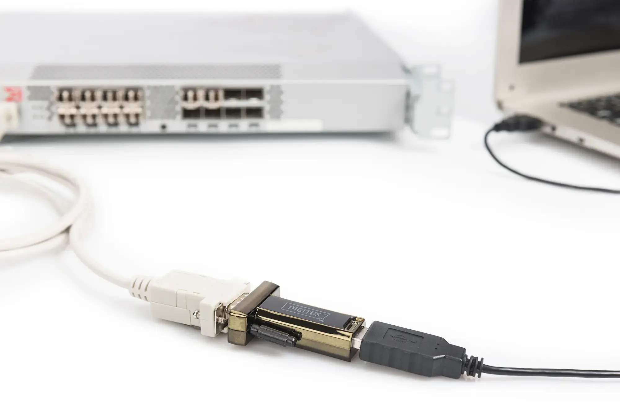 DIGITUS USB2.0 nuoseklusis adapteris