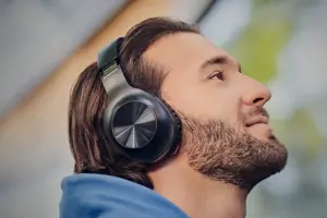 "Panasonic" belaidės ausinės RB-HX220BDEK, juodos spalvos