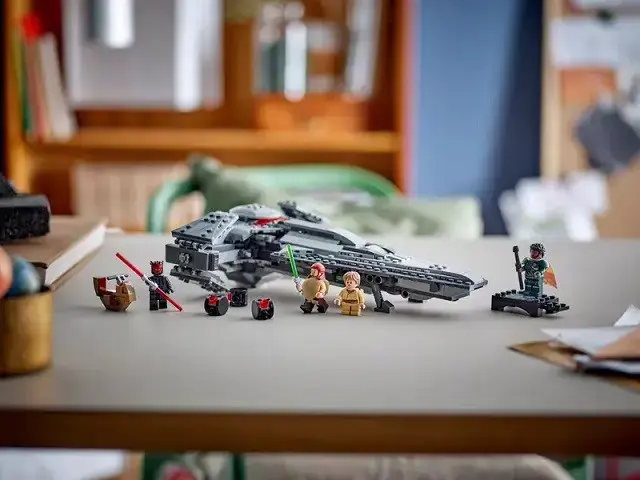LEGO Star Wars 75383 Darth Maul's Sith Infiltrator