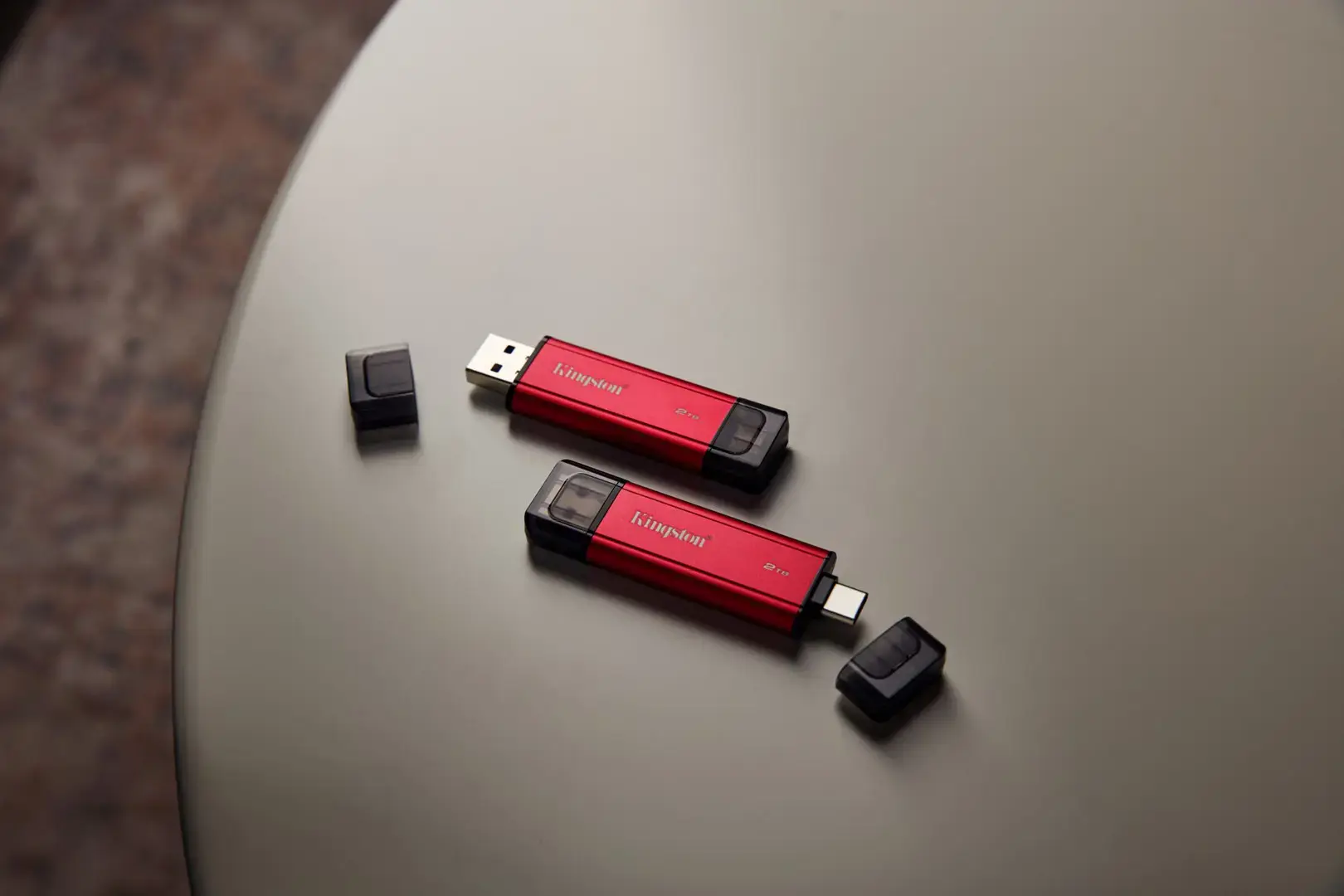 SSD USB3.2 2TB PORTABLE/DUAL SPSD/2TB KINGSTON