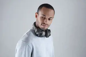 "Technics" belaidės ausinės EAH-A800E-K, juodos spalvos