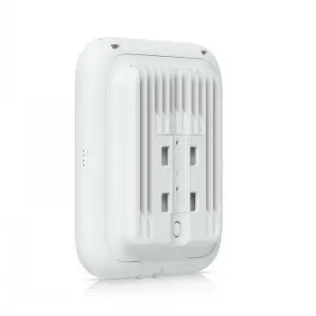 Ubiquiti Access Point | U7 Outdoor | 2.4 - 5 GHz | 2500 Mbit/s | Ethernet LAN (RJ-45) ports 1 | MU-MiMO Yes | PoE in | Antenna type External