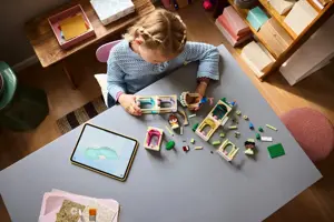 LEGO DISNEY 43291 Mini Belle and Tiana with Castle