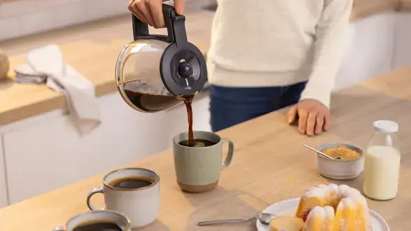 Kavos aparatas BOSCH TKA2M114, 1,25 litrai, Raudona, Manual