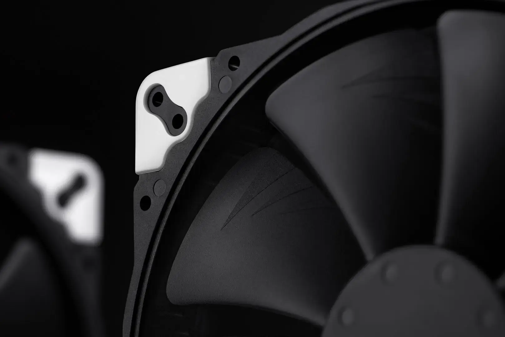 Noctua NF-A20 PWM CH.BK.S kompiuterio aušinimo sistema Kompiuterio korpuso ventiliatorius 20 cm juodas