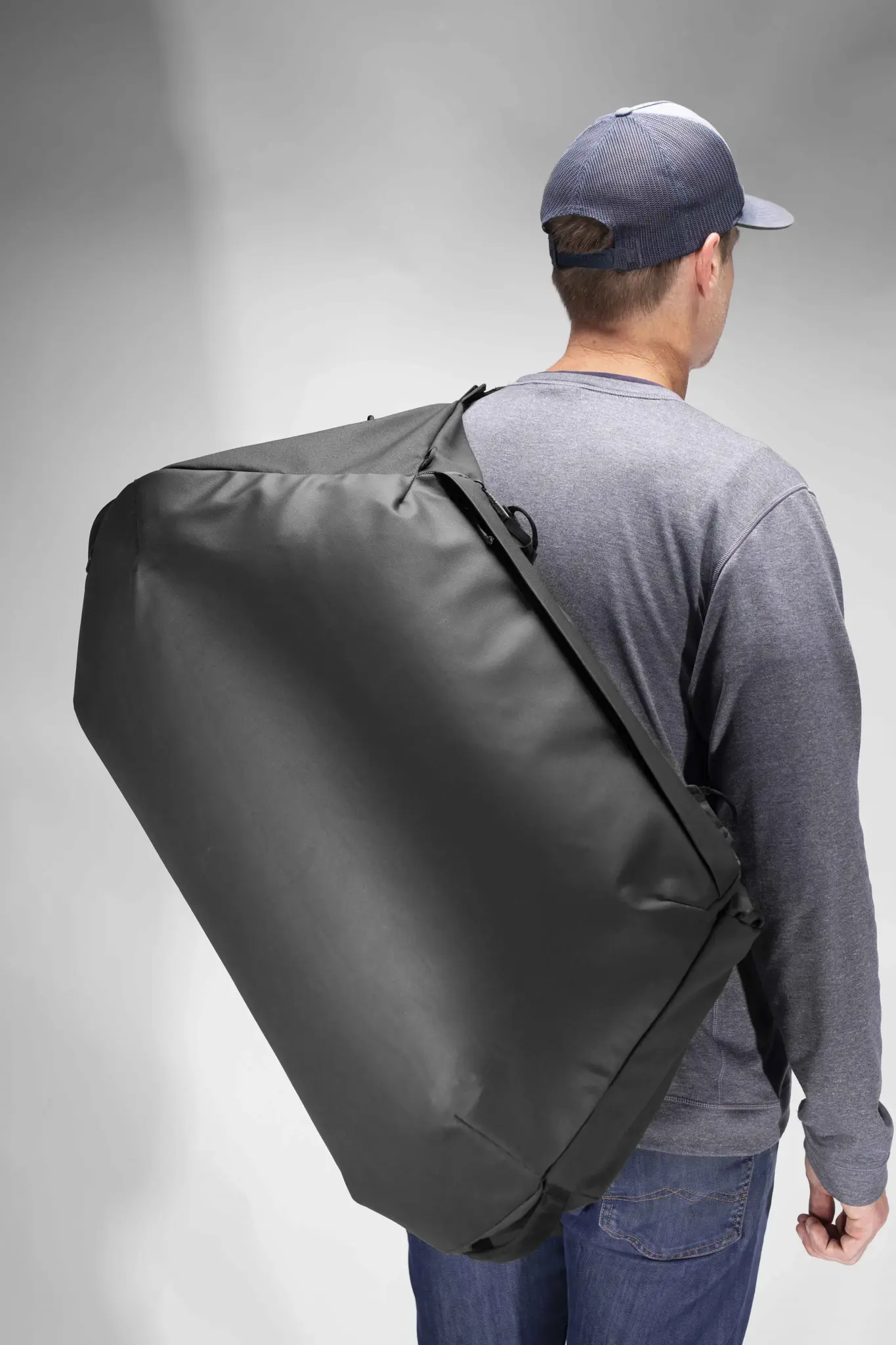"Peak Design" kelioninė daiktadėžė 65L, juoda
