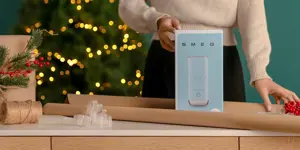 Smeg MFF02CREU milk frother/warmer Automatic milk frother/warmer Cream