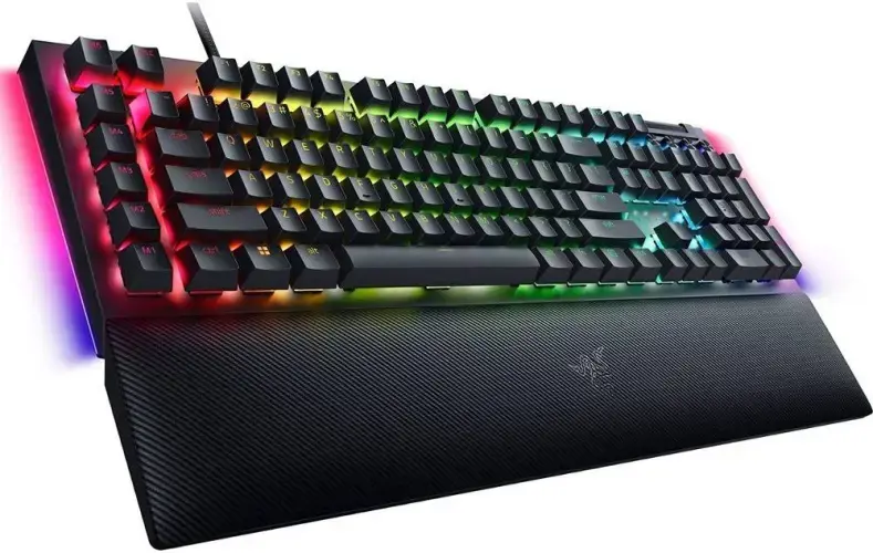 "Razer BlackWidow V4" mechaninė žaidimų klaviatūra, žalias jungiklis, JAV išdėstymas, laidinė, juoda