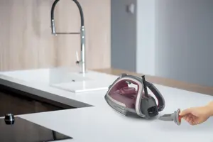 "Tefal Ultragliss Anti-Calc Plus" FV6840E0, garų lygintuvas, 2 m, 260 g/min, violetinis, sidabrinis, 50 g/min, 0,27 l