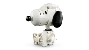 LEGO IDEAS 21368 Peanuts: Snoopy's Doghouse