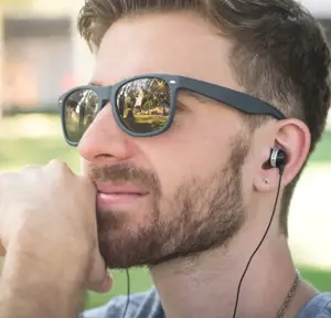 "Koss" ausinės THE PLUG CLASSIC laidinės, į ausis, 3,5 mm, su triukšmo slopinimu, juodos spalvos