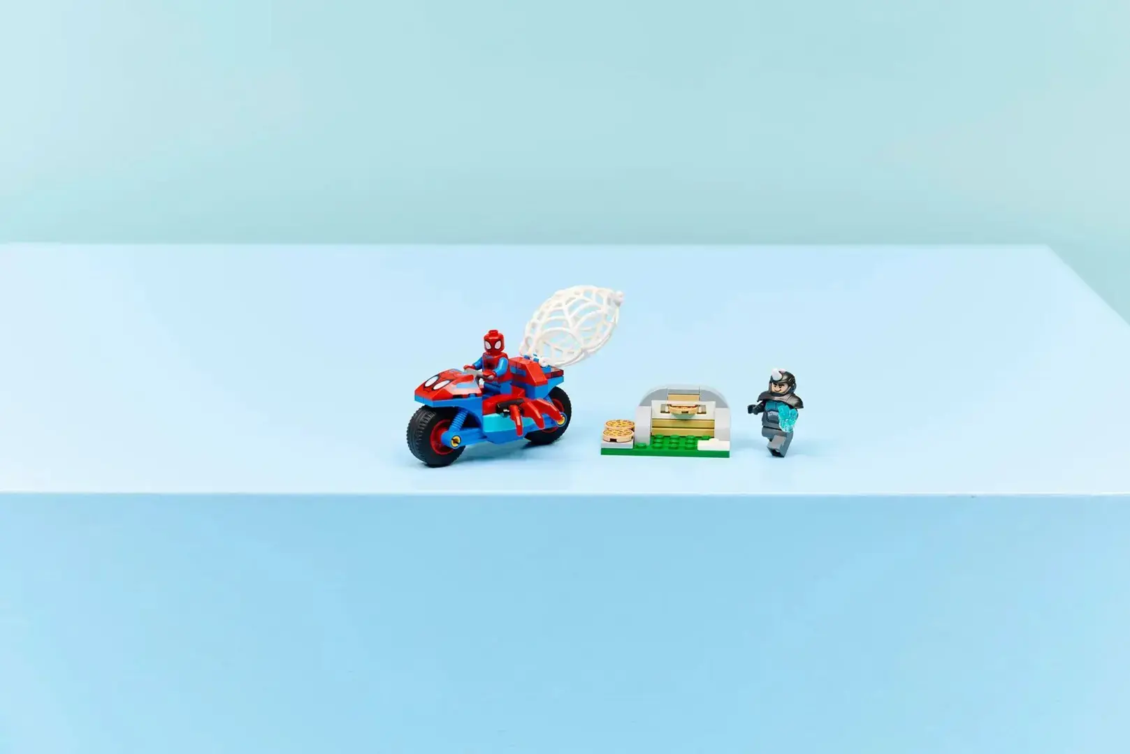LEGO MARVEL 11206 Spidey on his Motorcycle vs. Rhino