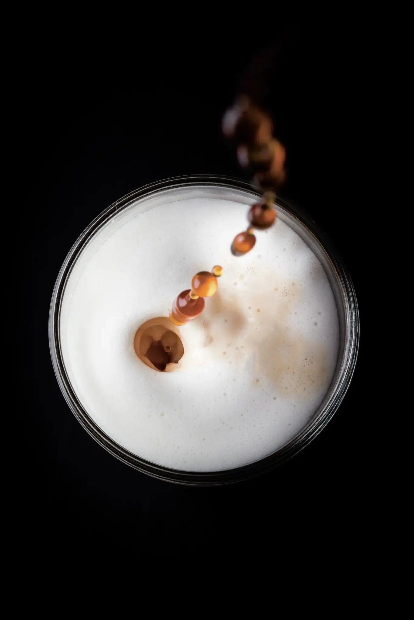 Krups Evidence EA8901, Espresso machine, 2.3 L, Coffee beans, Built-in grinder, 1450 W, White