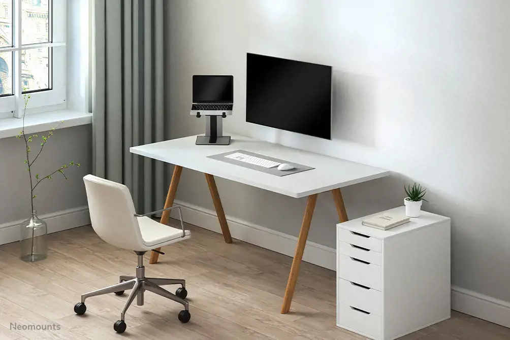 "Neomounts by Newstar" sulankstomas nešiojamojo kompiuterio stovas, Nešiojamojo kompiuterio stovas, sidabrinis, 25,4 cm (10"), 43,2 cm (17"), 254 - 431,8 mm (10 - 17"), 5 kg