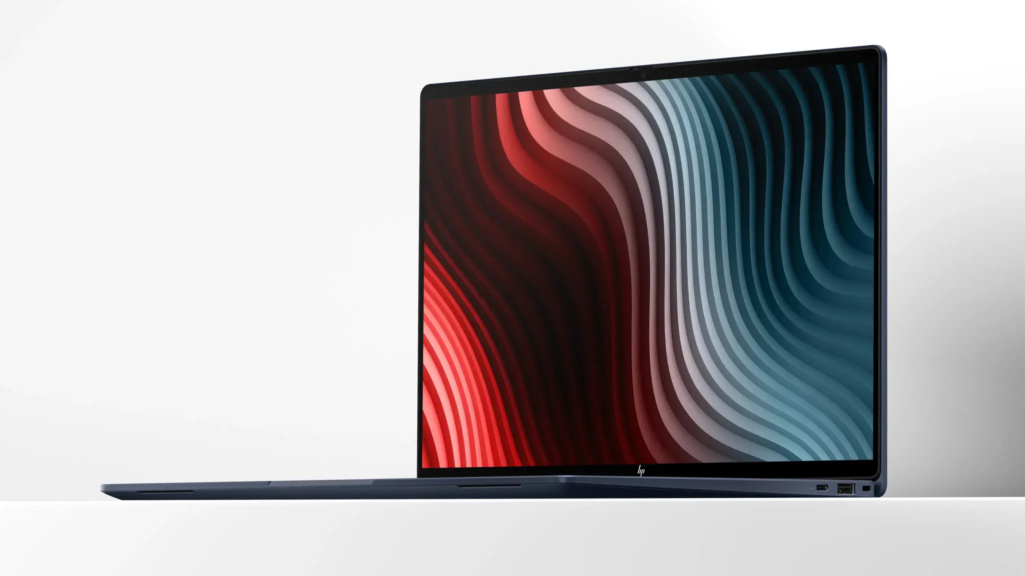 HP EliteBook X G2a 14 - Ryzen AI 5 435, 32GB, 512GB SSD, 14 WUXGA 500-nit Touch AG, 5MP IR cam, 4G/5G Modem, FPR, US backlit keyboard, 56Wh, Atmospheric Blue, Win 11 Pro, 3 years