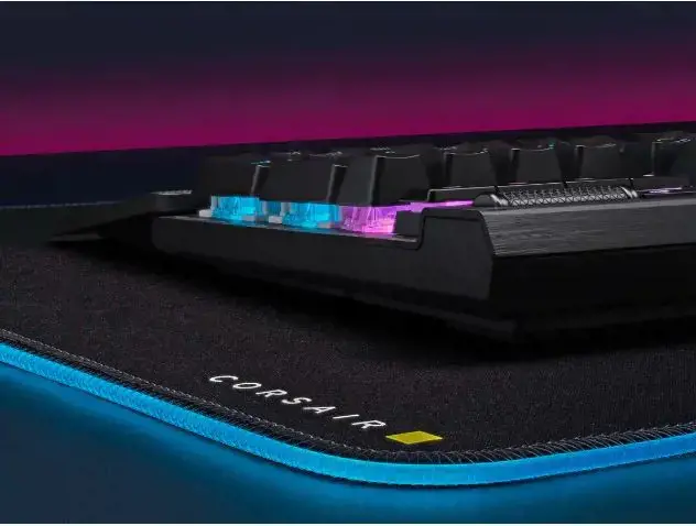 CORSAIR K70 RGB PRO optinė-mechaninė žaidimų klaviatūra su RGB LED apšvietimu CORSAIR OPX juodos spalvos PBT klavišų dangteliai