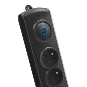 QOLTEC 50104 Apsauga nuo viršįtampių Qoltec 4 maitinimo lizdai 1,5 m