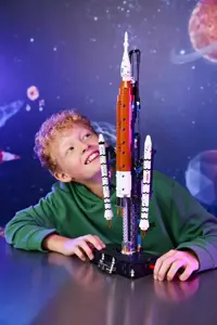 LEGO TECHNIC 42221 NASA Artemis Space Launch System Rocket