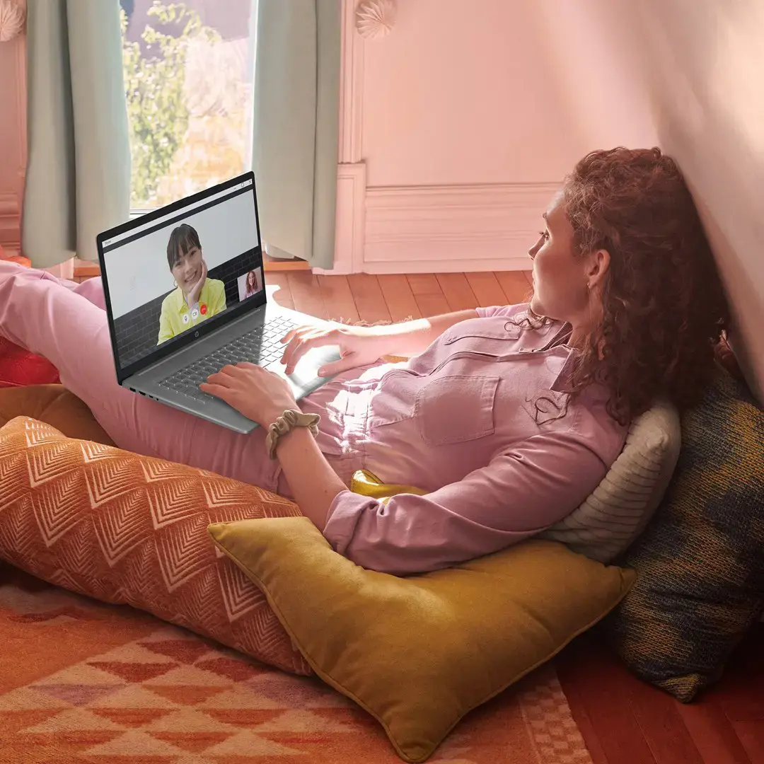 HP 17-cp3114nw AMD Ryzen™ 7 7730U Laptop 43.9 cm (17.3") Full HD 16 GB DDR4-SDRAM 512 GB SSD Wi-Fi 6 (802.11ax) Windows 11 Home Silver