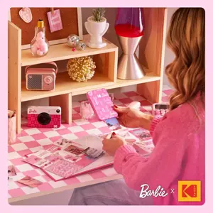 Kodak x Barbie photo printer Step Slim 2