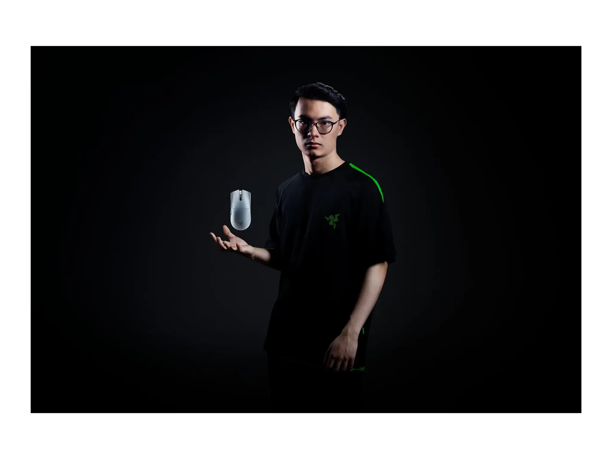 "Razer Viper V3 Pro" žaidimų pelė, belaidė, balta Razer