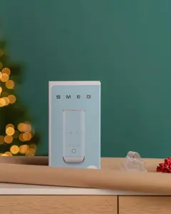 Smeg MFF02BLEU Automatic milk frother/warmer Black