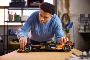 LEGO TECHNIC 42228 McLaren MCL39 F1 Car