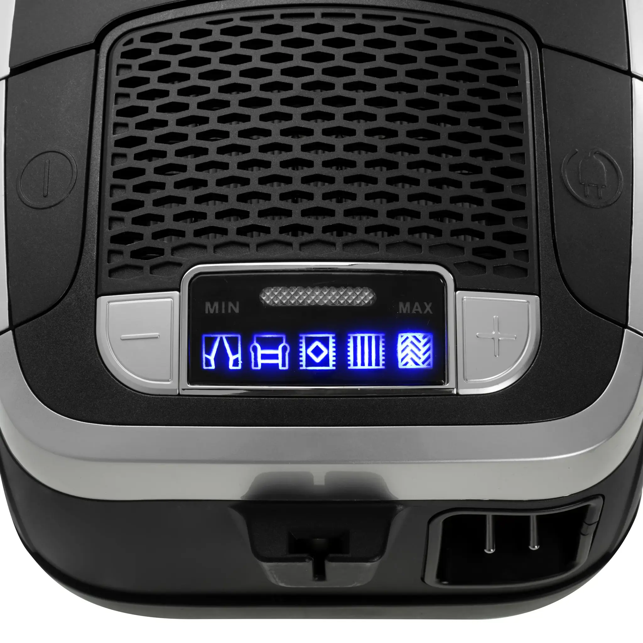Adler Vacuum Cleaner | AD 7069 | Bagged | Power 3200 W | Dust capacity 3.5 L | Black