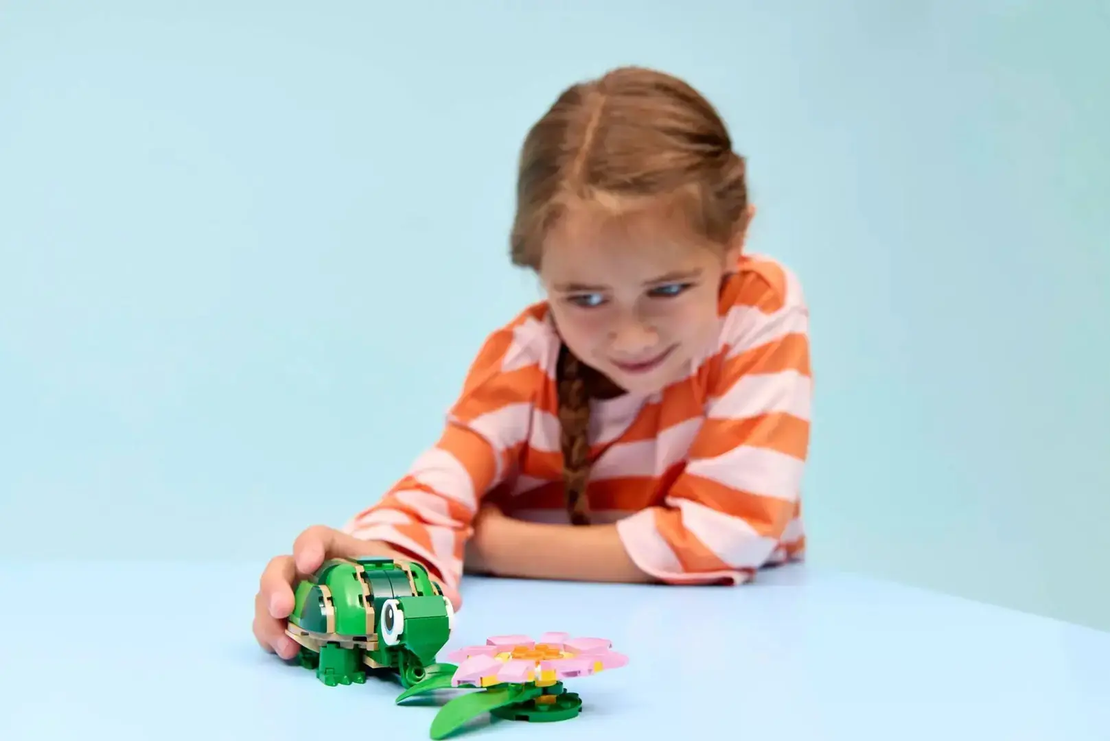 LEGO CREATOR 3 IN 1 31377 Turtle with a Water Lily Flower