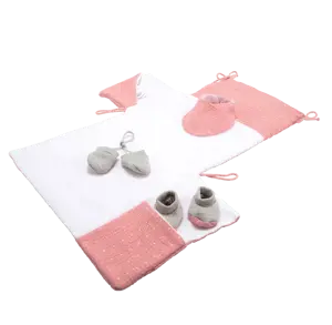 Arias lėlytė Zoe, mergaitė su rožiniu pleduku, 42 cm