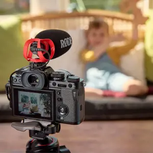 "RØDE VideoMicro II" - Skaitmeninio fotoaparato mikrofonas