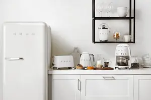 Kavos aparatas SMEG 8017709280550, 1050 W, Fully-auto