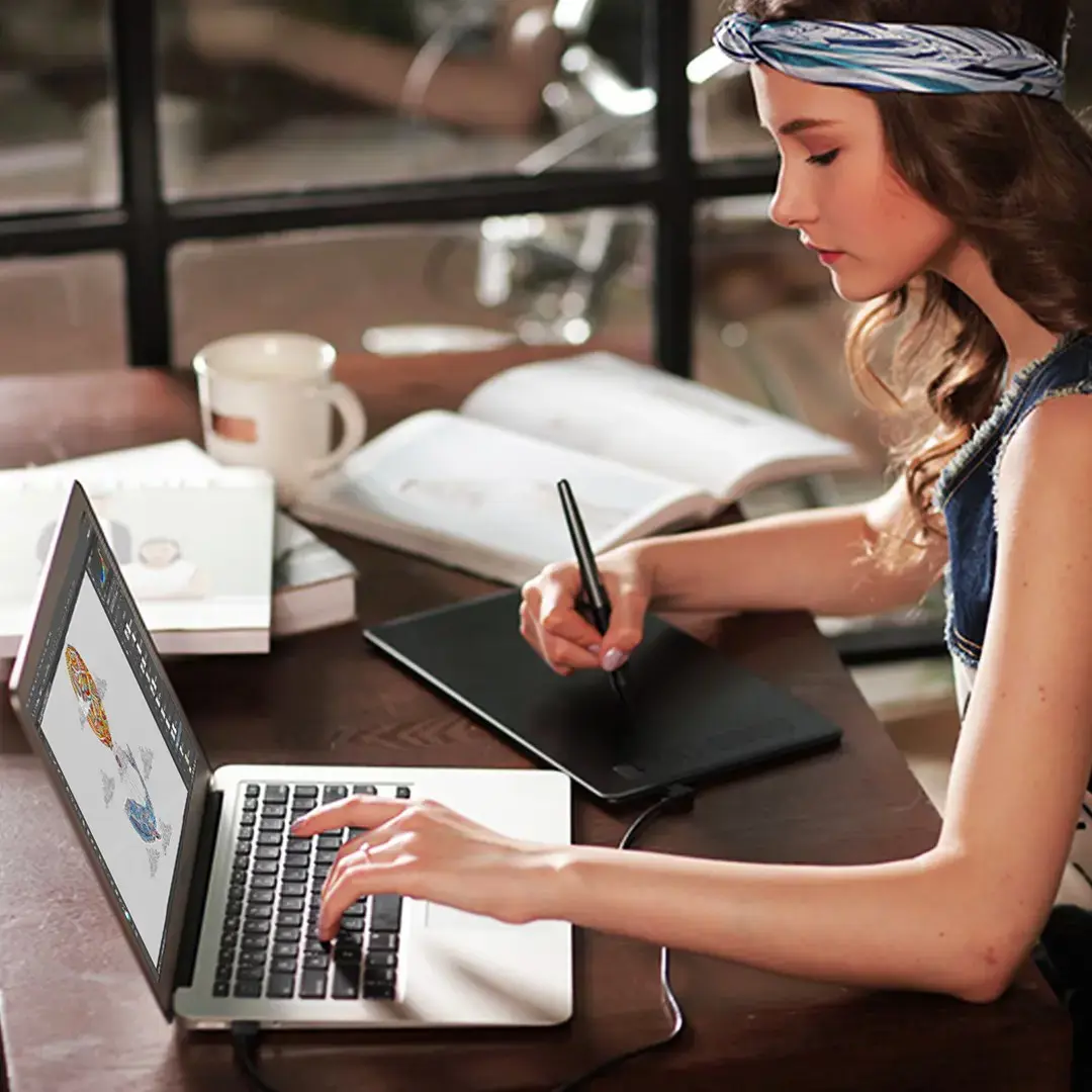 "Huion H950P" grafinė planšetė