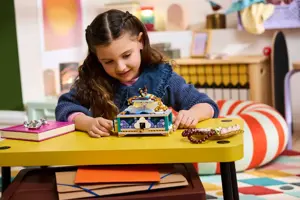 LEGO DISNEY 43295 Jasmine's Jewelry Box