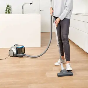 "Black+Decker" BXVML700E dulkių siurblys be maišelio (700 W)