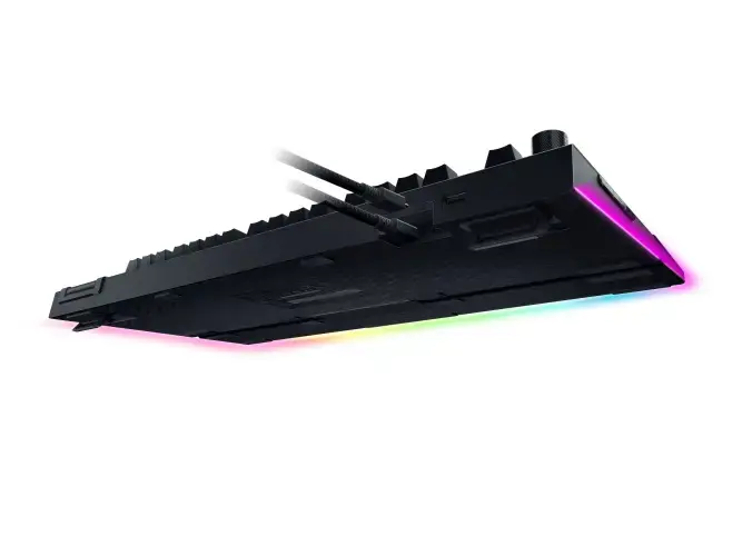 "Razer BlackWidow V4 Pro" mechaninė žaidimų klaviatūra su RGB LED apšvietimu, JAV, laidinė, juoda, geltoni jungikliai, skaičių klaviatūra