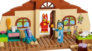 LEGO BLUEY 11221 School with Rusty and Bluey