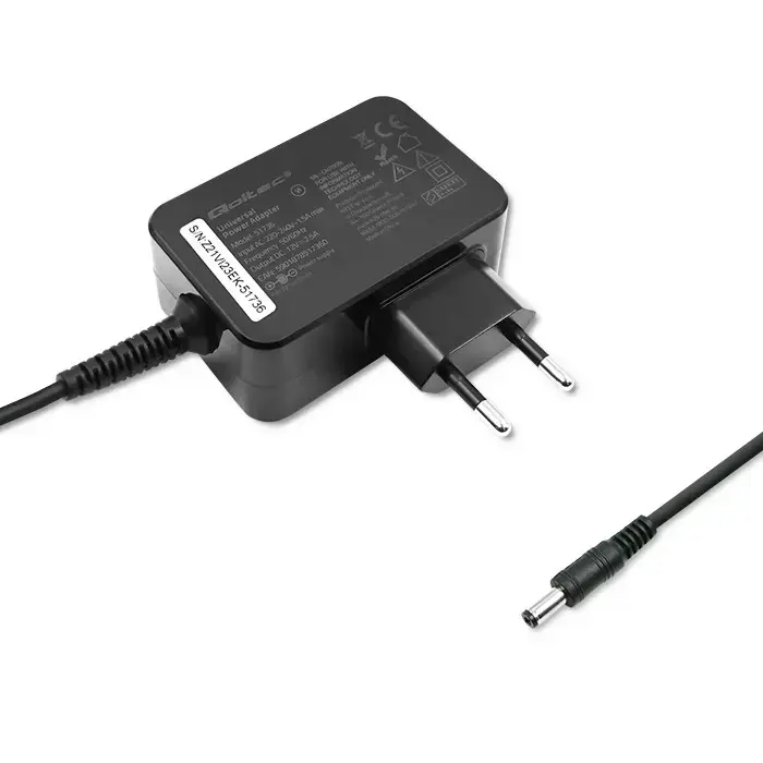 QOLTEC 51736 Qoltec Universalus 30W maitinimo adapteris, 7 kištukai + maitinimo kabelis