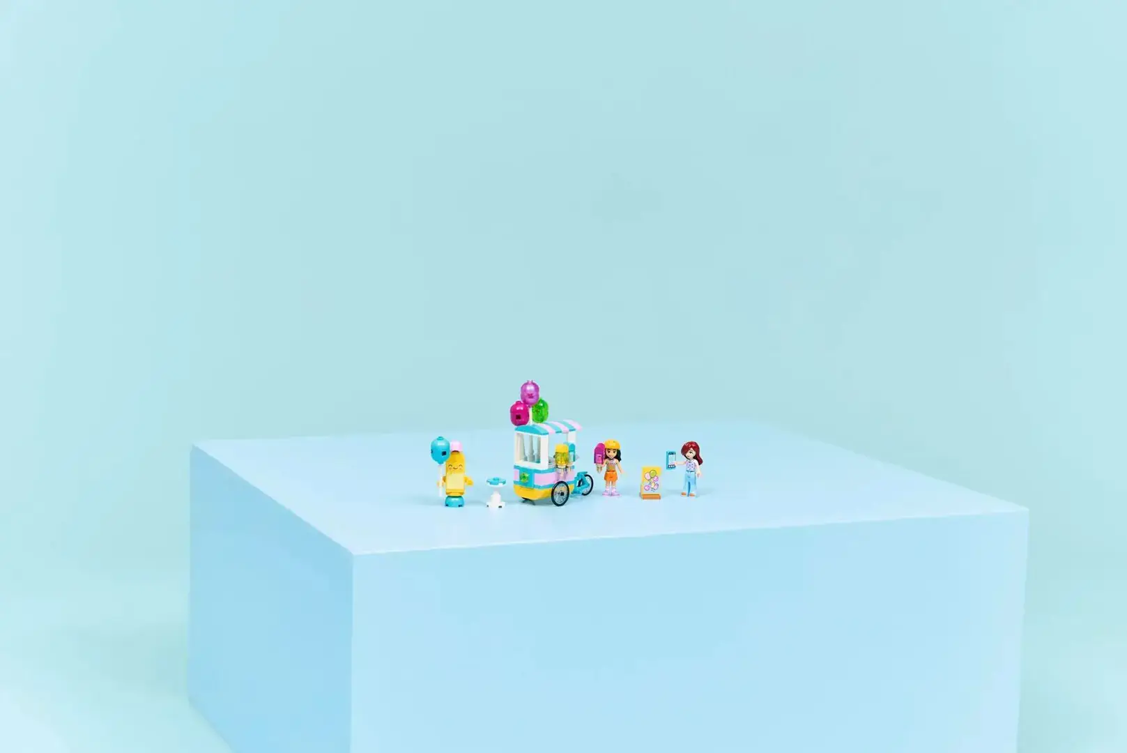 LEGO FRIENDS 42692 Ice Cream & Balloon Stand