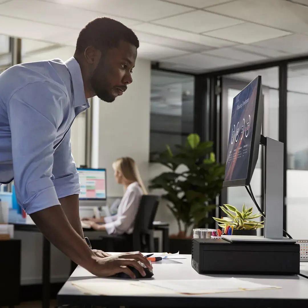 HP Pro 400 G9 Intel® Core™ i5 i5-14500 8 GB DDR5-SDRAM 512 GB SSD Windows 11 Pro SFF PC Black