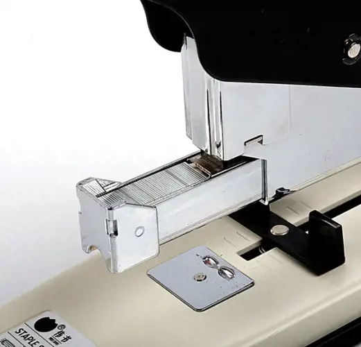 Segiklis Forpus, juodas/pilkas, iki 100 lapų, sąsagėlės 23/6, 23/13, metalinis