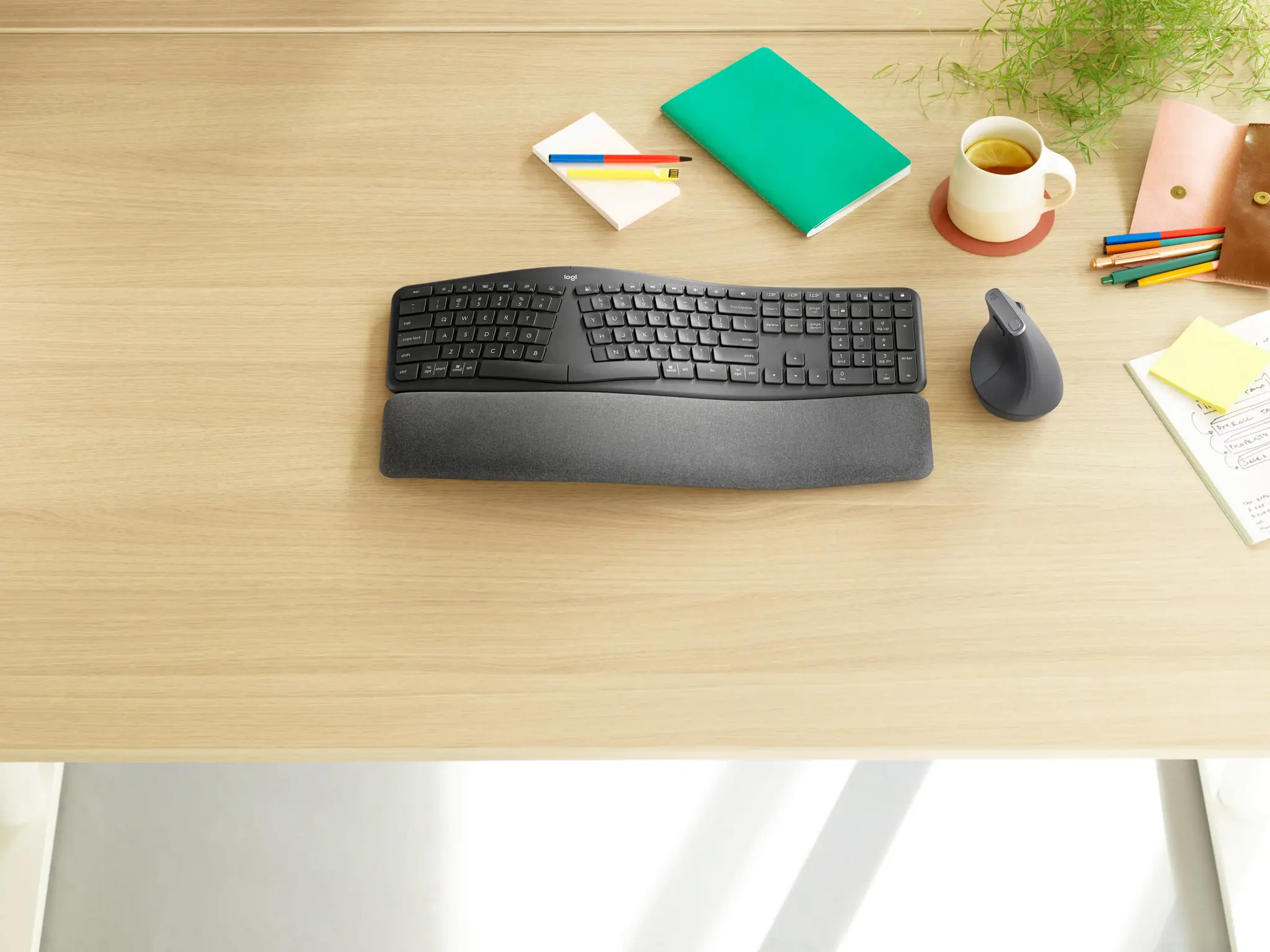 Logitech ERGO K860 for Business, Full-size (100%), Bluetooth, Semi-mechanical key switch, Graphite