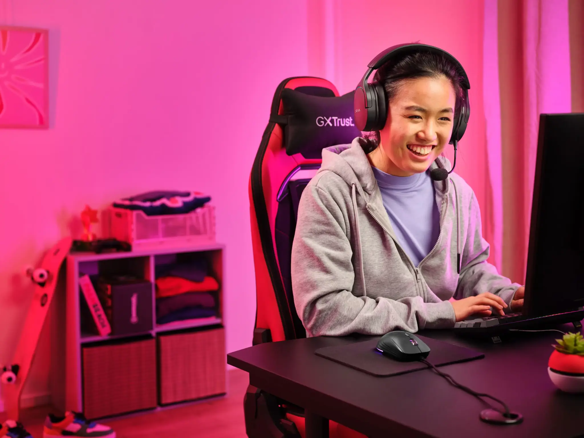 Trust GXT 925 REDEX II, Right-hand, Laser, USB Type-A, 10000 DPI, Black