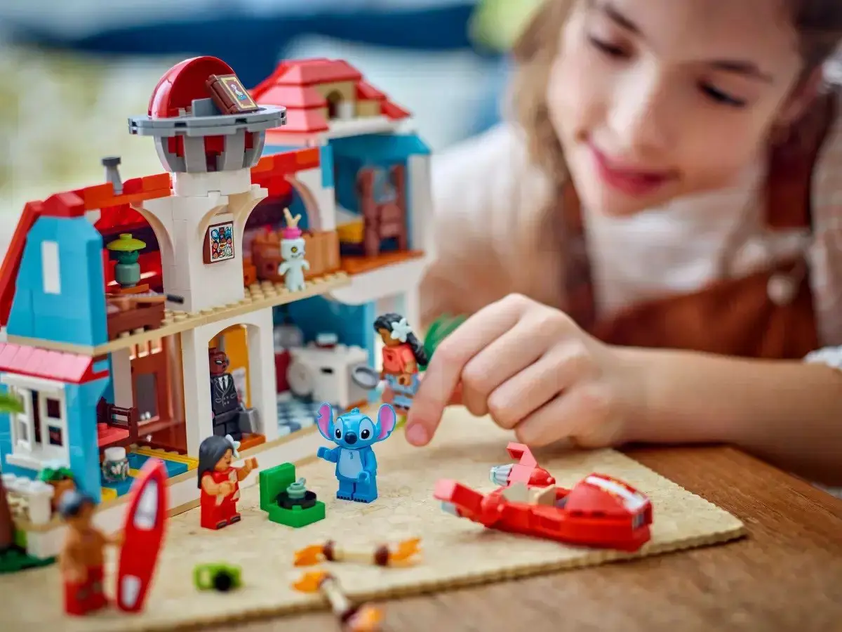 LEGO DISNEY 43268 Lilo and Stitch Beach House