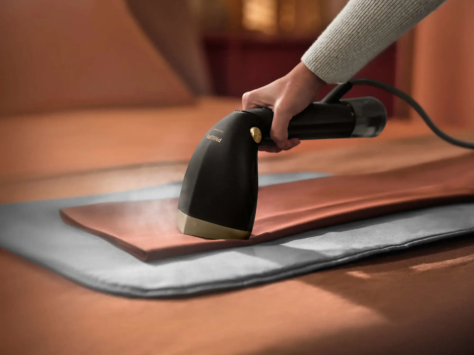 "Philips" 7000 serijos STH7060/80, vertikalus garų valytuvas, 0,2 l, juodas, 2,5 m, 1500 W, AC