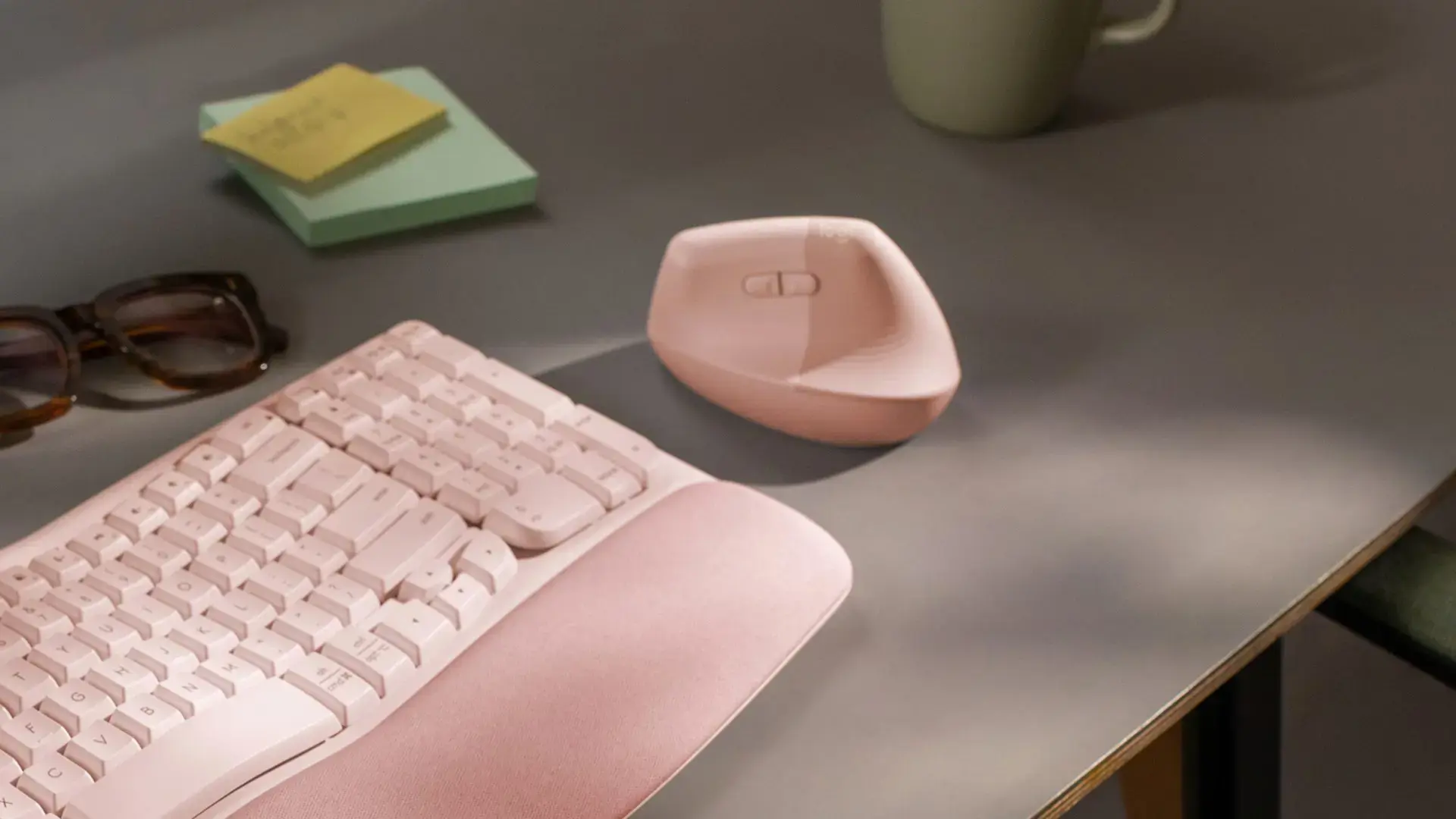 Ergonominė optinė pelė "Logitech Lift Pink Rose