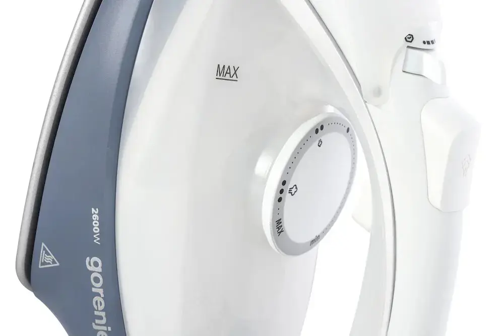 Gorenje Steam Iron | SIK2600WB | Steam Iron | 2600 W | Water tank capacity 450 ml | Continuous steam 45 g/min | Blue/Black