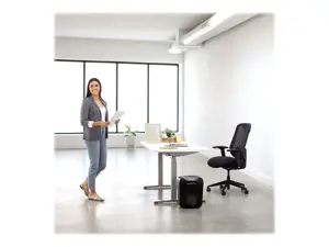 "Fellowes Powershred LX45", kryžminis smulkinimas, 4 x 37 mm, 17 l, mygtukai, 6 min, juoda