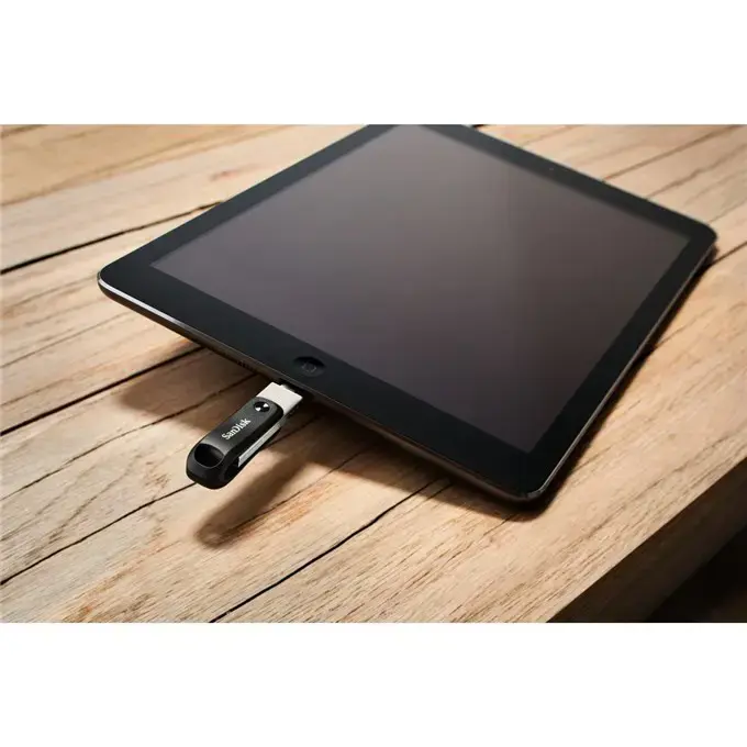 "SanDisk iXpand Flash Drive Go 256GB - USB3.0 + "Lightning" - skirtas "iPhone" ir "iPad"; EAN:619659169947