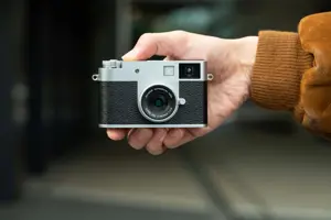 Fujifilm X-HF1, silver